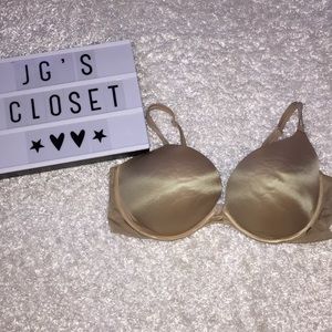 VS (40D) Very Sexy “Push-Up”